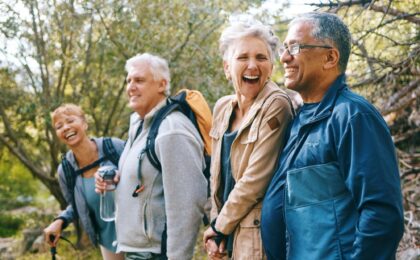 Exercices à faible impact pour les personnes aînées souffrant de douleurs articulaires